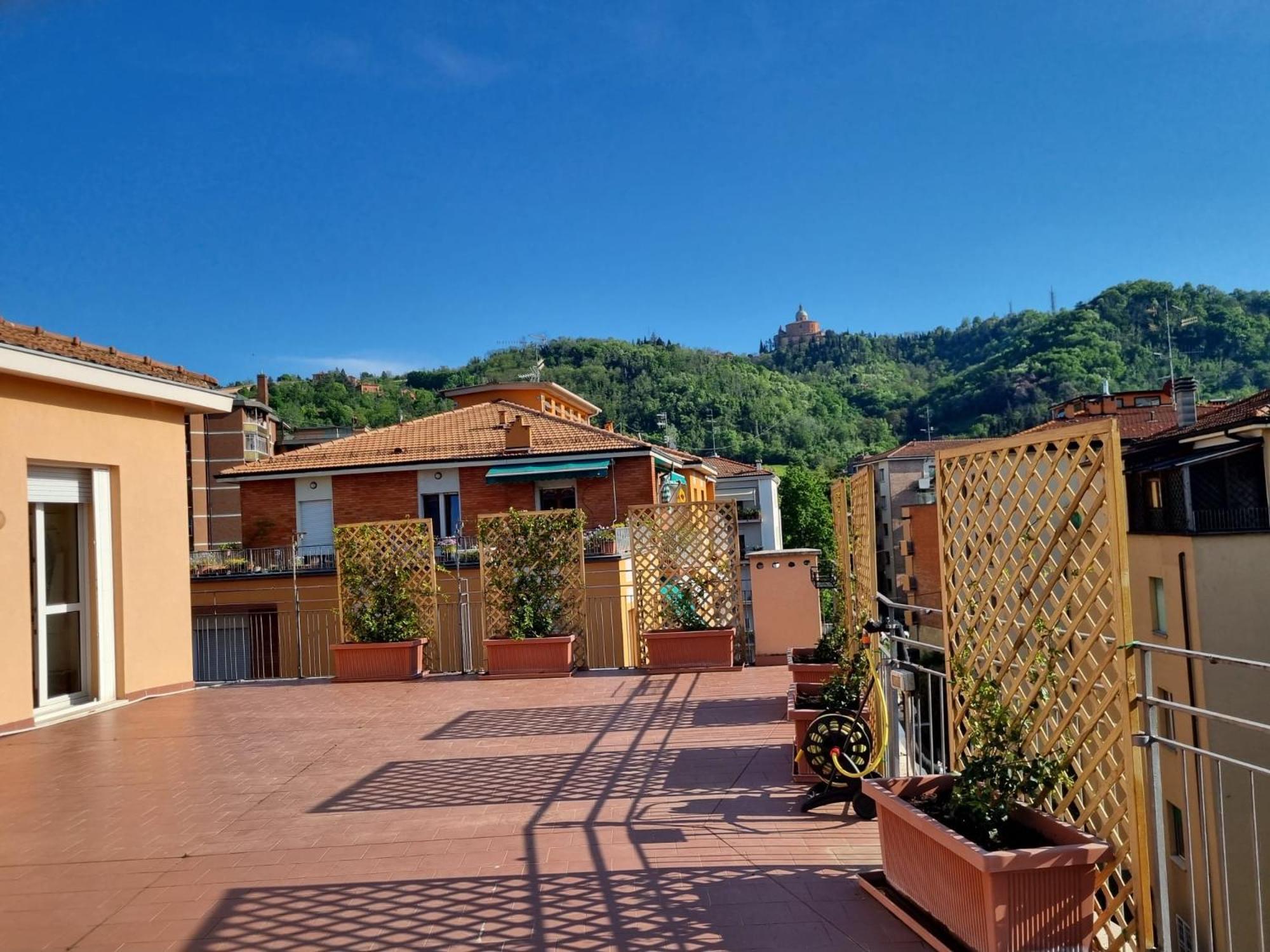 Attico Vista San Luca Bolonia