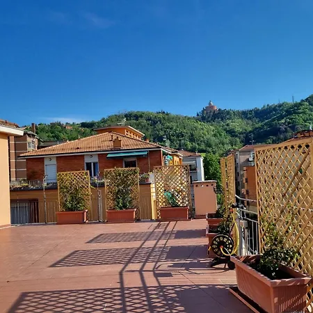 Apartamento Attico Vista San Luca Bolonia Exterior foto